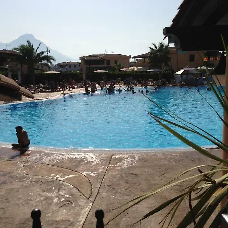 Сasa de vacaciones All'interno Del Mareluna Village Ora Anche Spa Campofelice Di Roccella